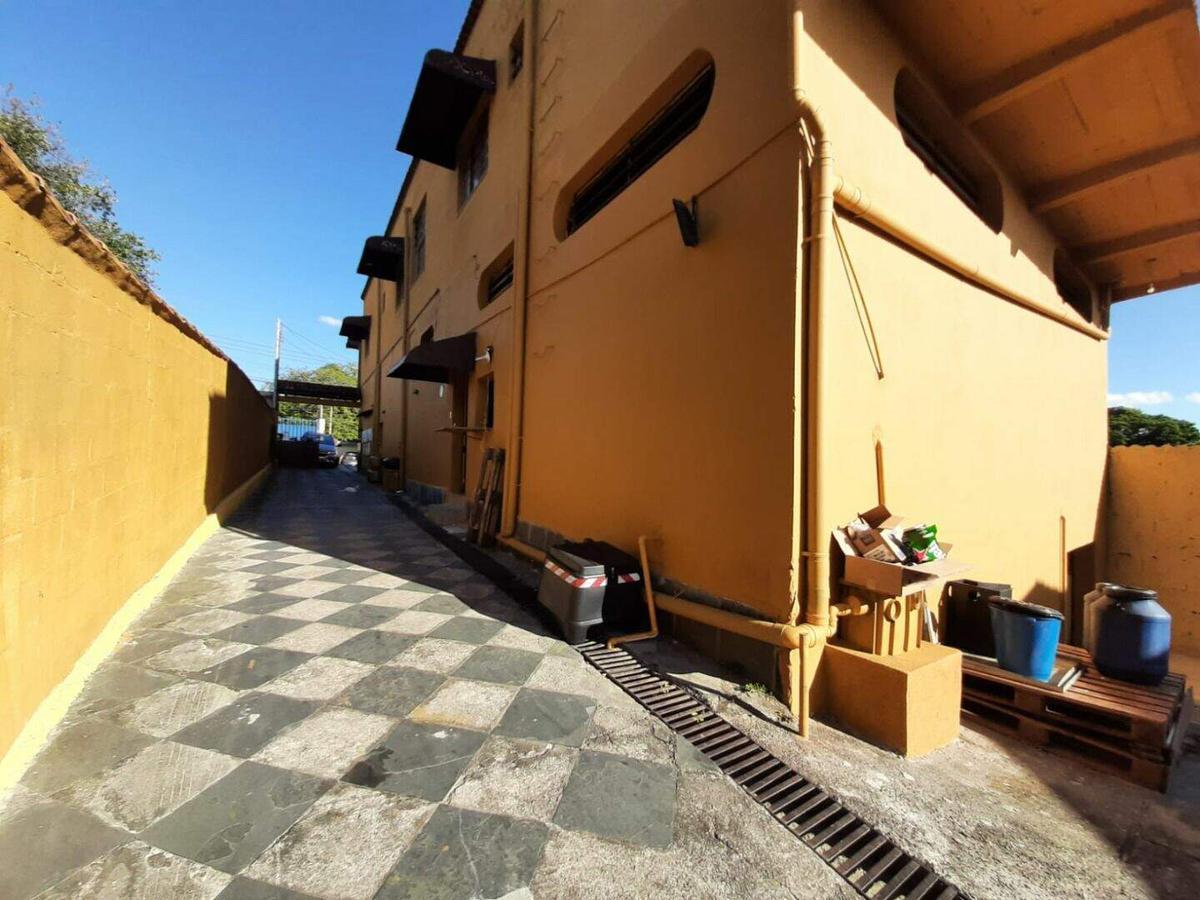 Sala, Nossa Senhora das Graças, 0 Quarto, 4 Vagas