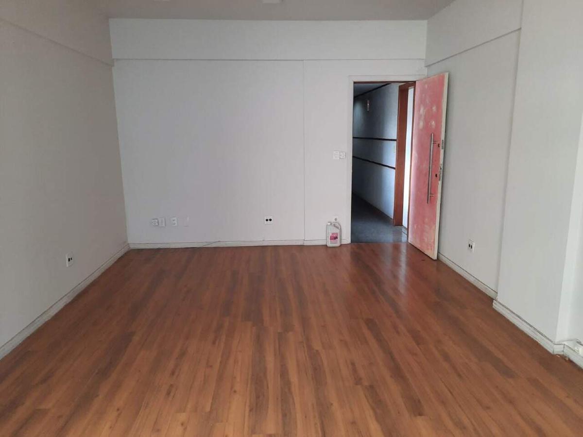 Sala, Santa Efigênia, 0 Quarto, 0 Vaga