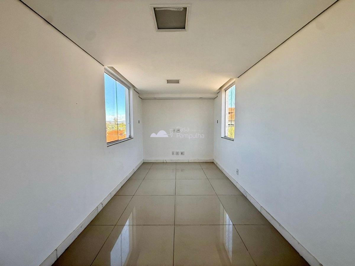 Casa, Trevo, 4 Quartos, 4 Vagas, 2 Suítes