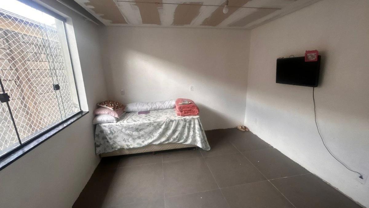 Casa, Trevo, 5 Quartos, 4 Vagas, 2 Suítes