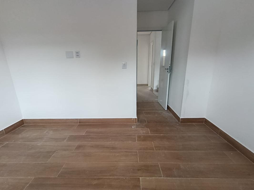 Apartamento, Barreiro, 3 Quartos, 2 Vagas, 1 Suíte