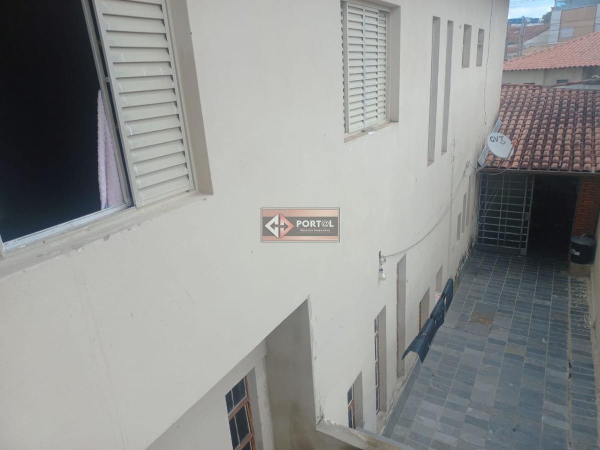 Casa, Planalto, 4 Quartos, 4 Vagas, 1 Suíte