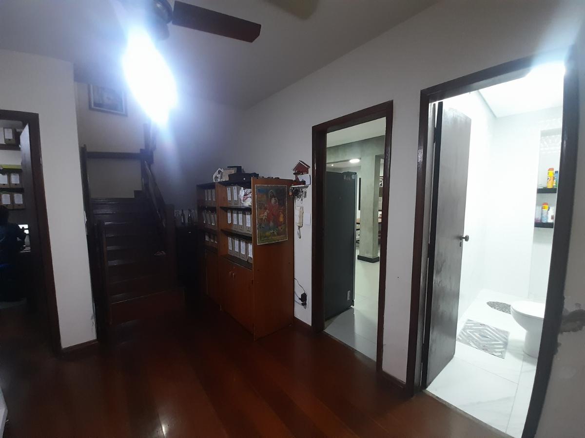 Casa, Santa Efigênia, 3 Quartos, 3 Vagas, 2 Suítes
