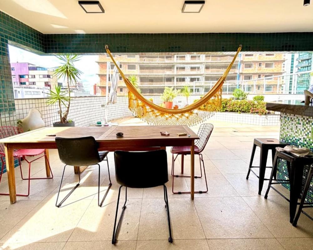 Cobertura, Funcionários, 4 Quartos, 4 Vagas, 2 Suítes