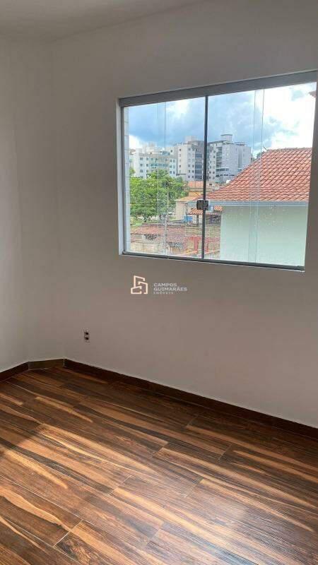 Apartamento, Barreiro, 2 Quartos, 1 Vaga