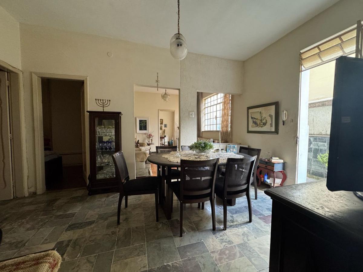 Casa, Colégio Batista, 4 Quartos, 2 Vagas