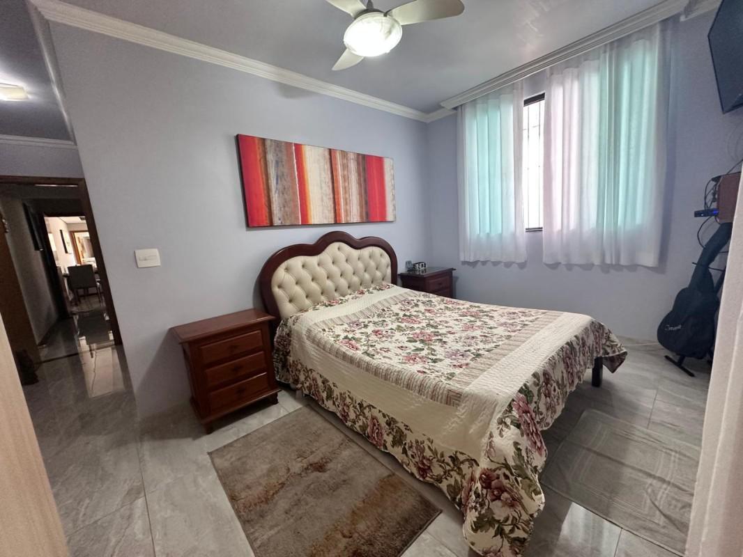 Casa, Fernão Dias, 3 Quartos, 2 Vagas, 1 Suíte