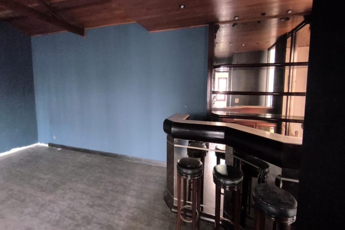 Casa, Cidade Nova, 5 Quartos, 4 Vagas, 2 Suítes