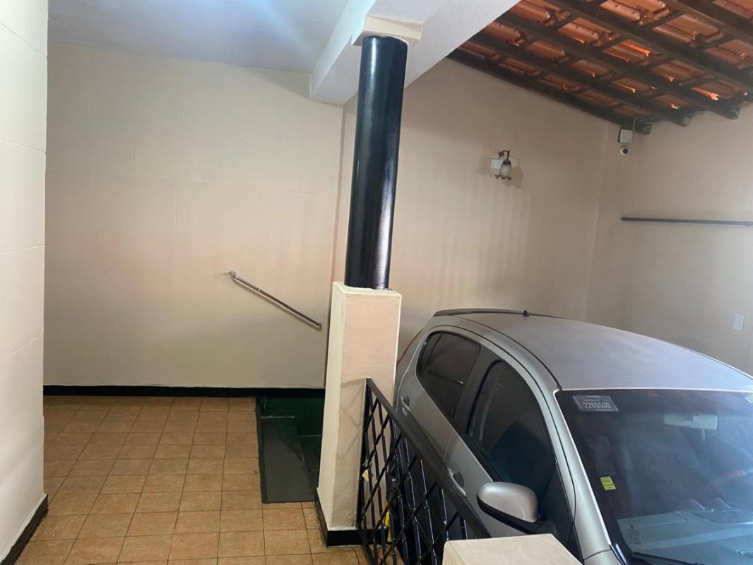 Casa, Carlos Prates, 5 Quartos, 2 Vagas