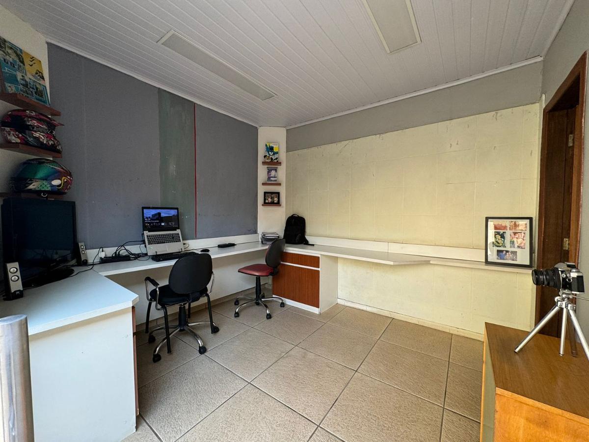 Casa, Graça, 4 Quartos, 3 Vagas, 1 Suíte