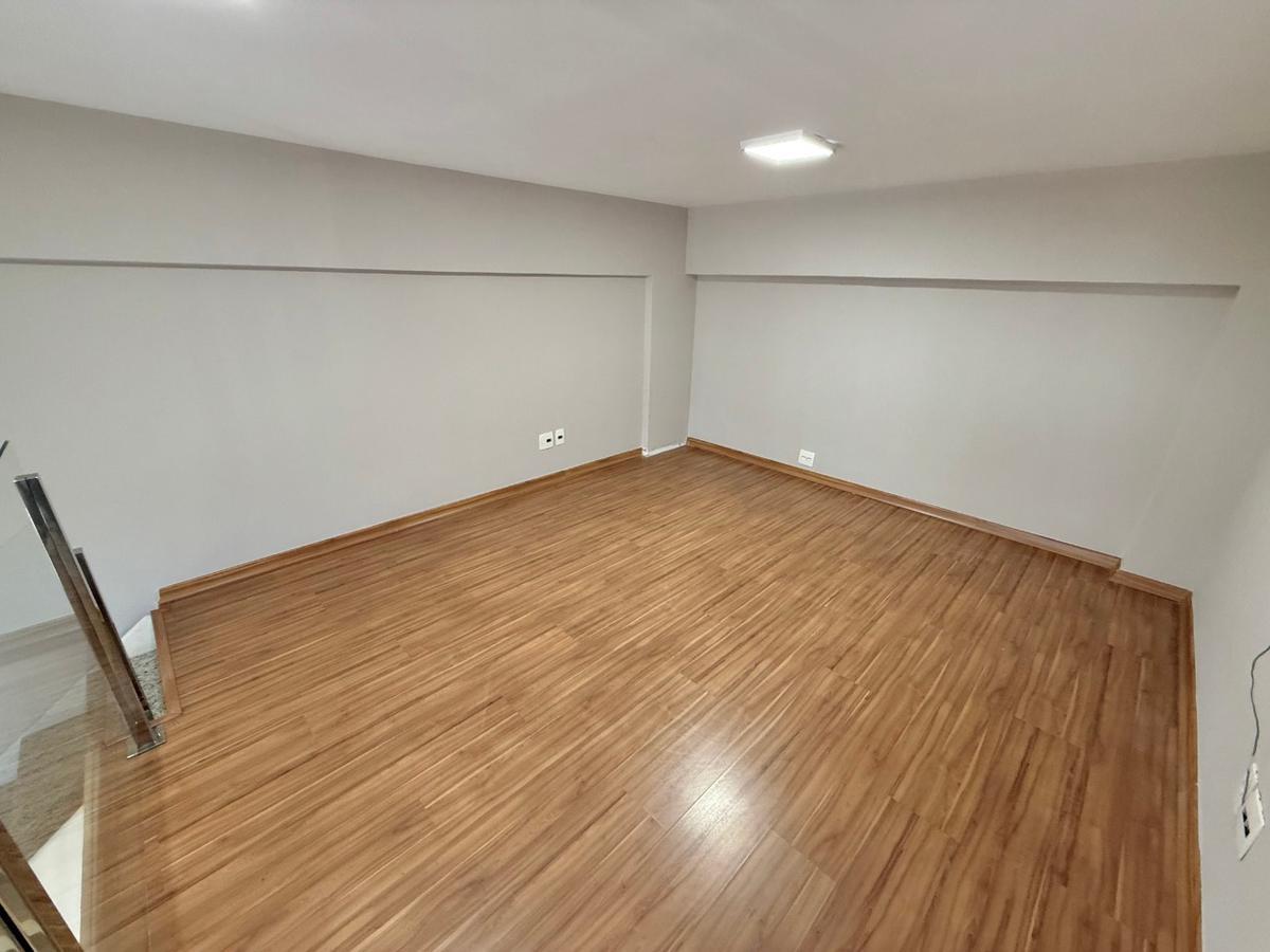 Sala, São José, 0 Quarto, 1 Vaga