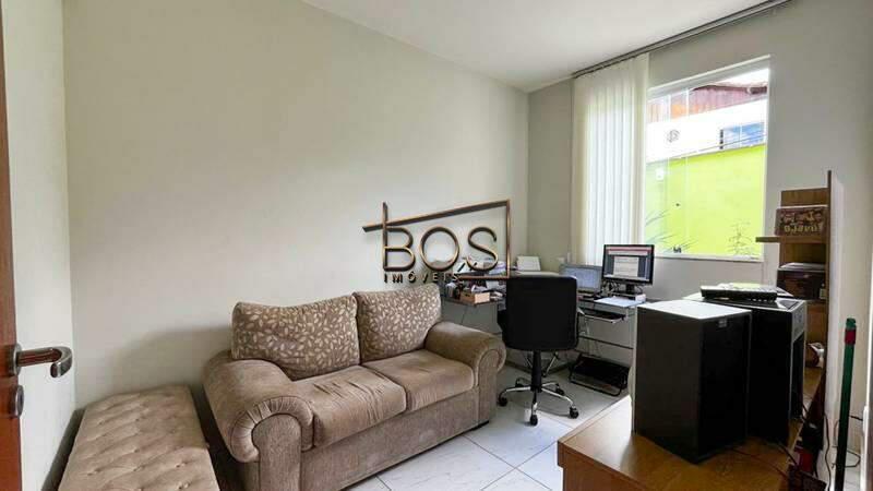 Casa, Santa Efigênia, 3 Quartos, 2 Vagas, 2 Suítes