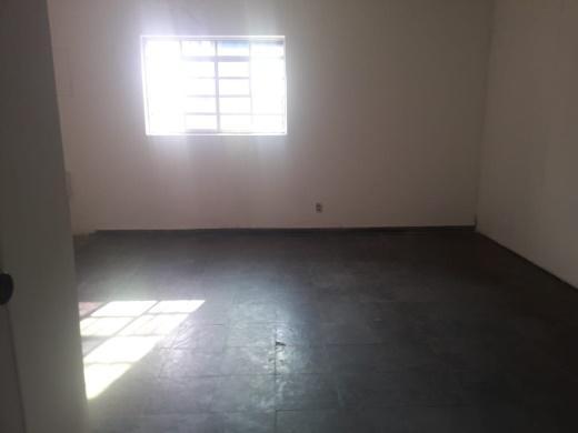 Conjunto de Salas, Barro Preto