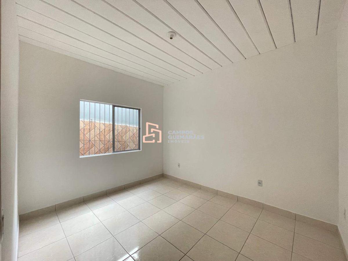 Casa, Ressaca, 2 Quartos, 1 Vaga