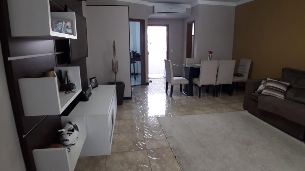 Casa, Europa, 3 Quartos, 4 Vagas, 1 Suíte