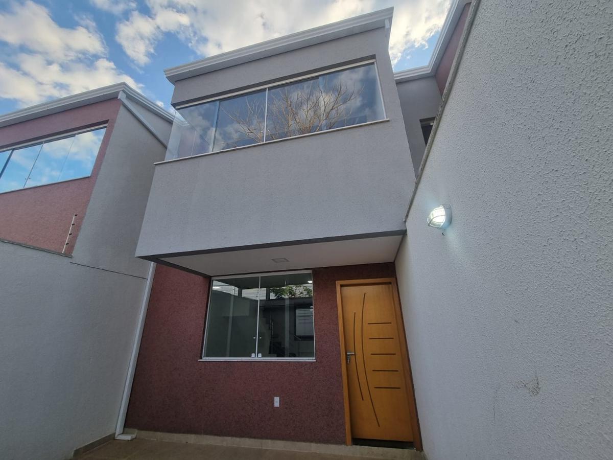 Casa, Itapoã, 3 Quartos, 2 Vagas, 1 Suíte