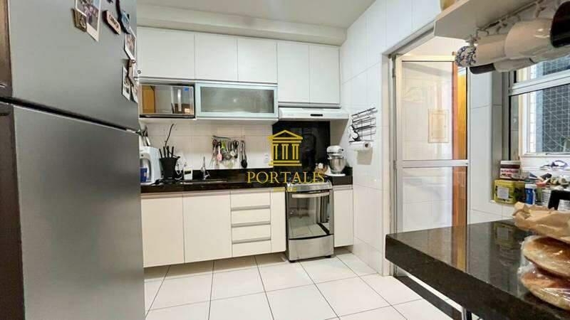 Apartamento, Castelo, 3 Quartos, 2 Vagas, 1 Suíte