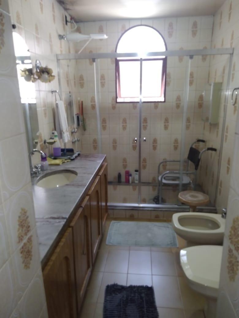 Casa, Grajaú, 3 Quartos, 4 Vagas, 1 Suíte