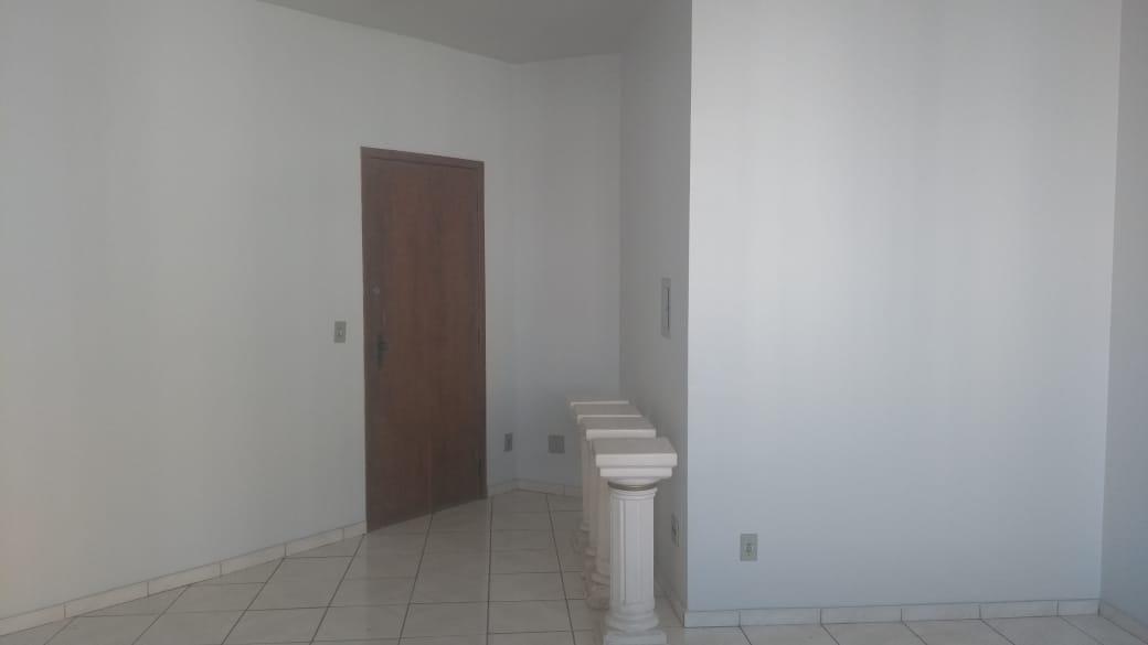 Sala, Lourdes, 1 Vaga