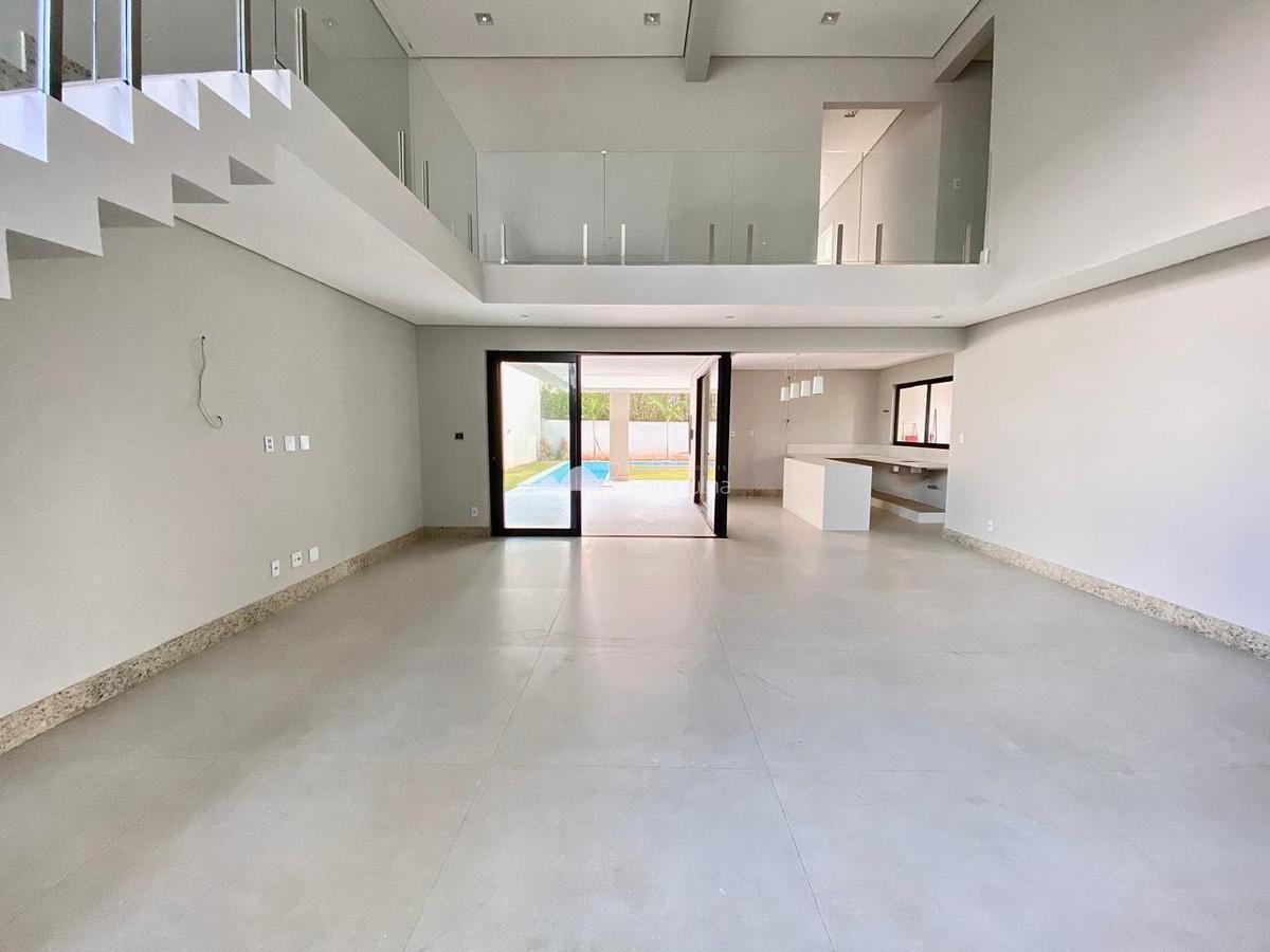 Casa, Condominio Gran Park, 4 Quartos, 4 Vagas, 3 Suítes