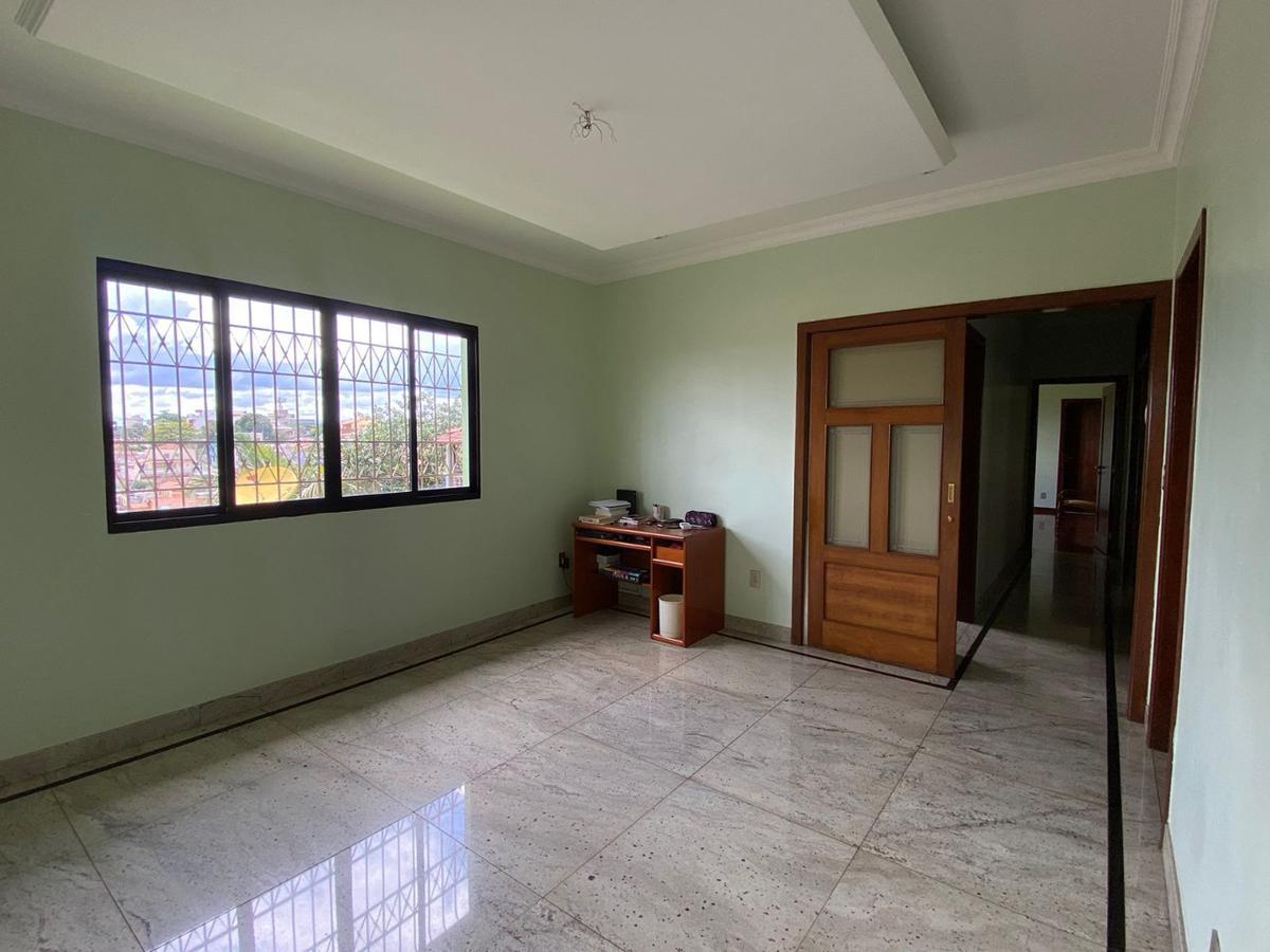 Casa, Concórdia, 4 Quartos, 2 Vagas, 1 Suíte