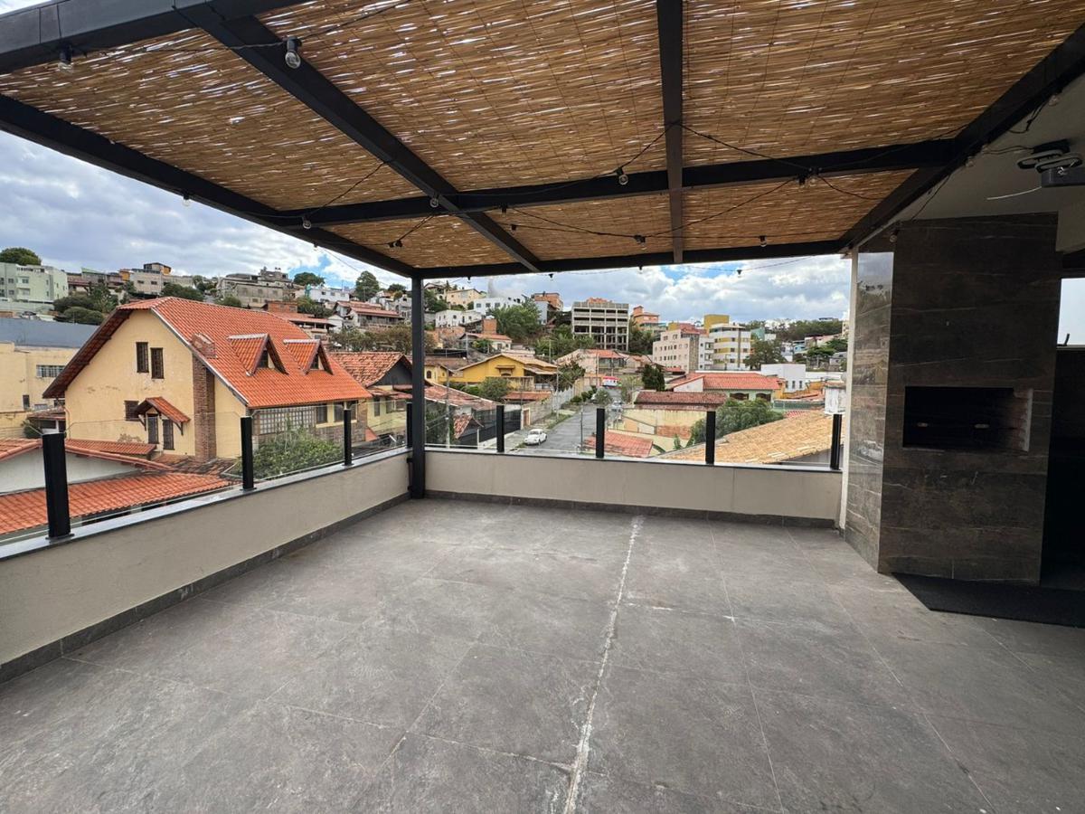 Cobertura, Santa Cruz, 4 Quartos, 2 Vagas, 2 Suítes