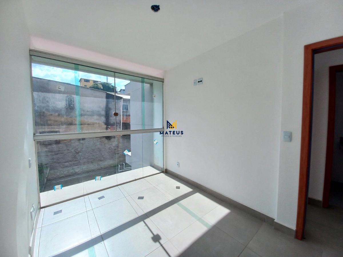Apartamento, Cachoeirinha, 2 Quartos, 2 Vagas, 1 Suíte