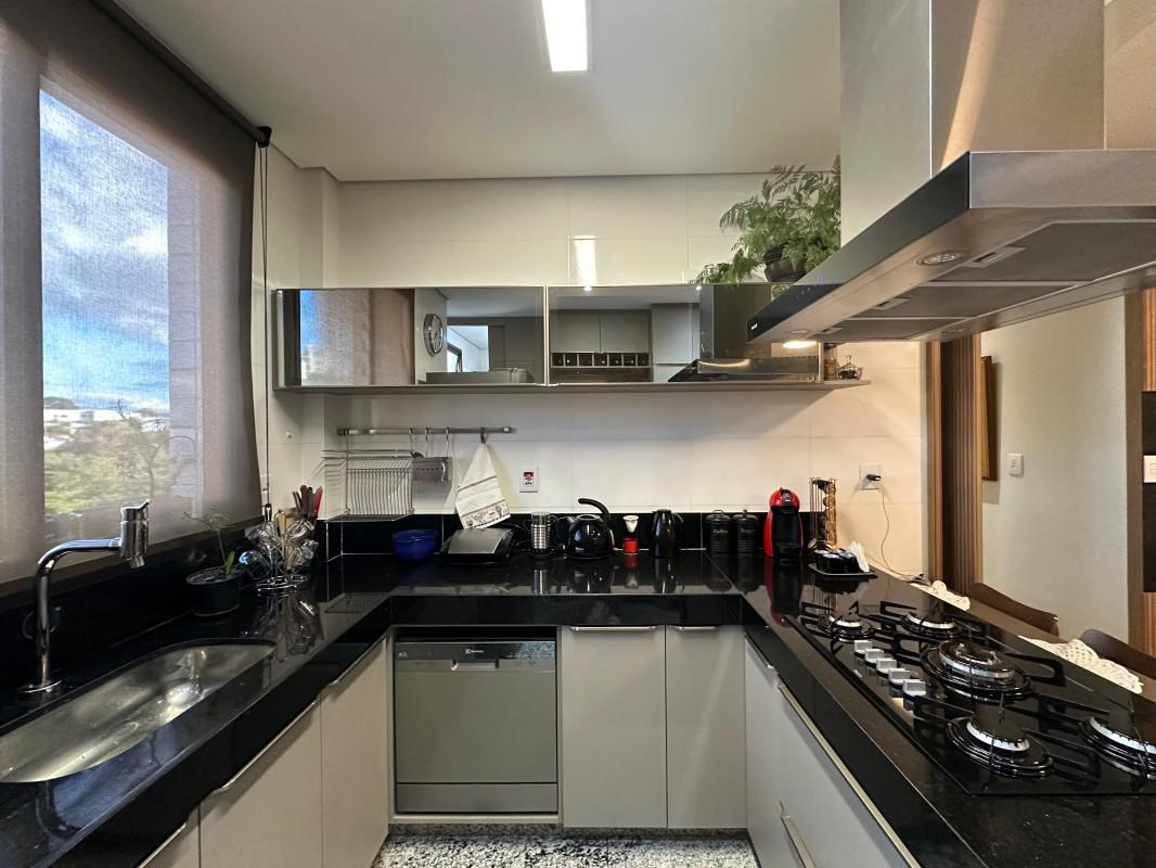 Cobertura, Itapoã, 4 Quartos, 8 Vagas, 2 Suítes