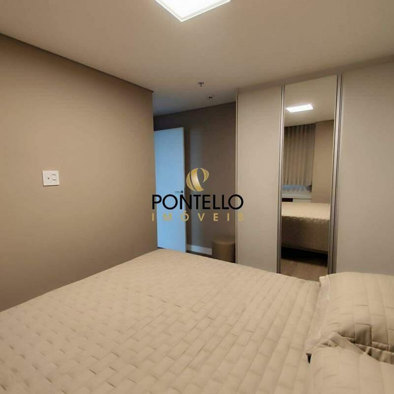 Apartamento, Estoril, 2 Quartos, 1 Vaga, 2 Suítes