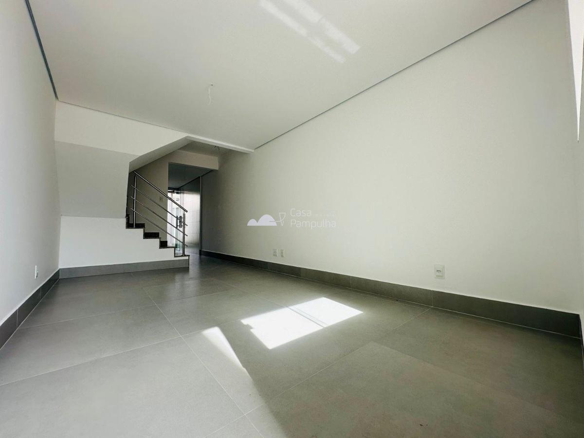 Casa, Santa Mônica, 2 Quartos, 2 Vagas, 2 Suítes