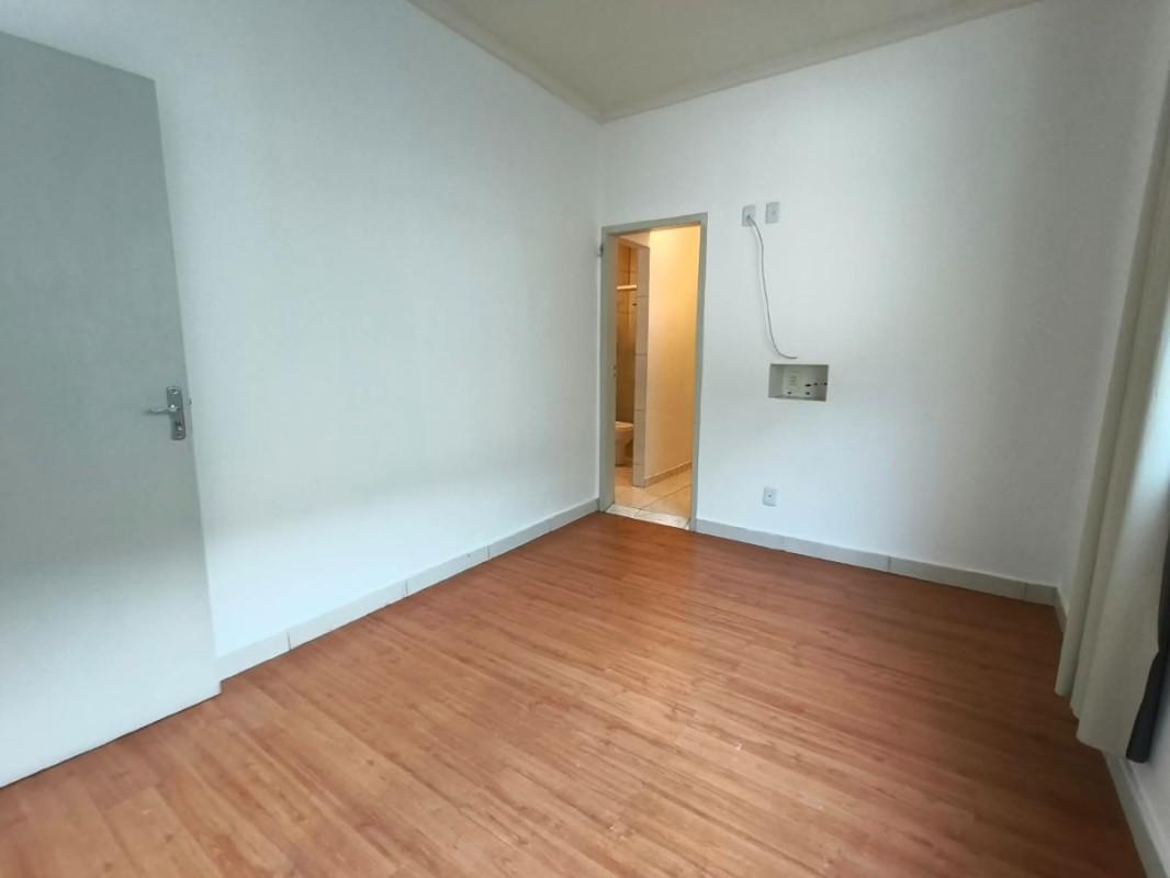 Casa, Cachoeirinha, 3 Quartos, 1 Vaga, 1 Suíte