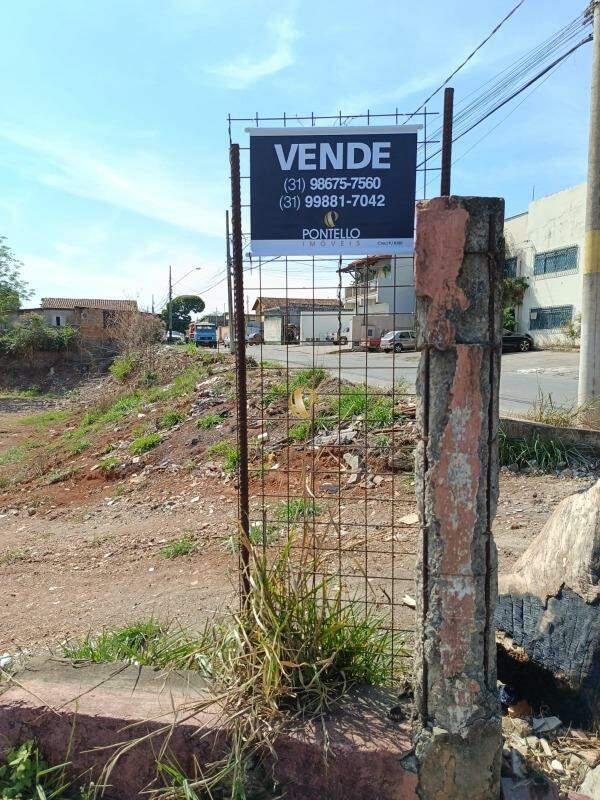 Lote, Santo Antônio, 0 Quarto, 0 Vaga