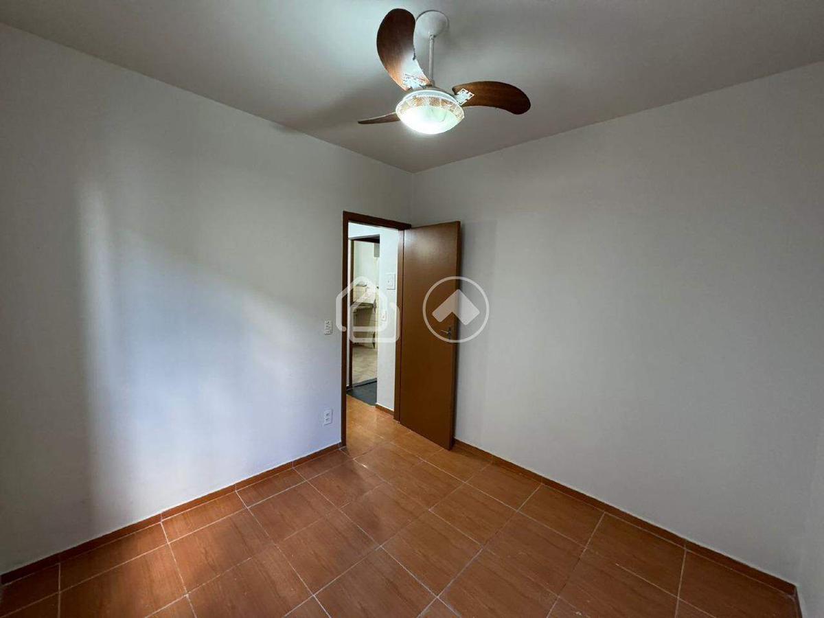 Apartamento, Estoril, 2 Quartos, 1 Vaga