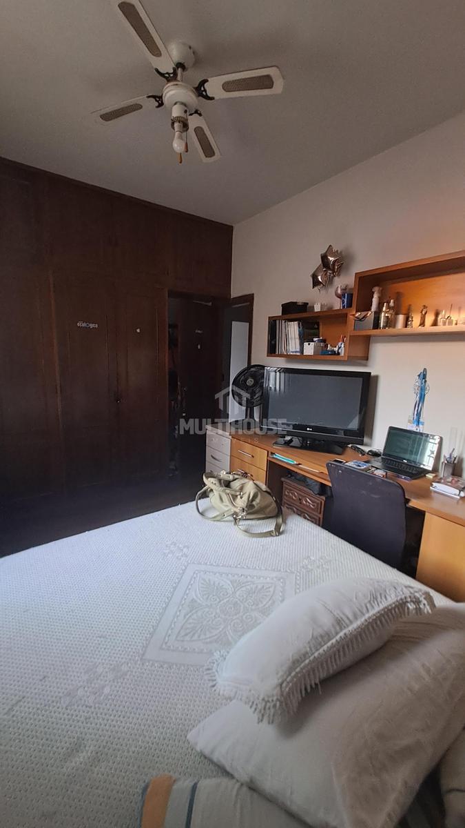 Casa, Vila Clóris, 3 Quartos, 4 Vagas, 1 Suíte