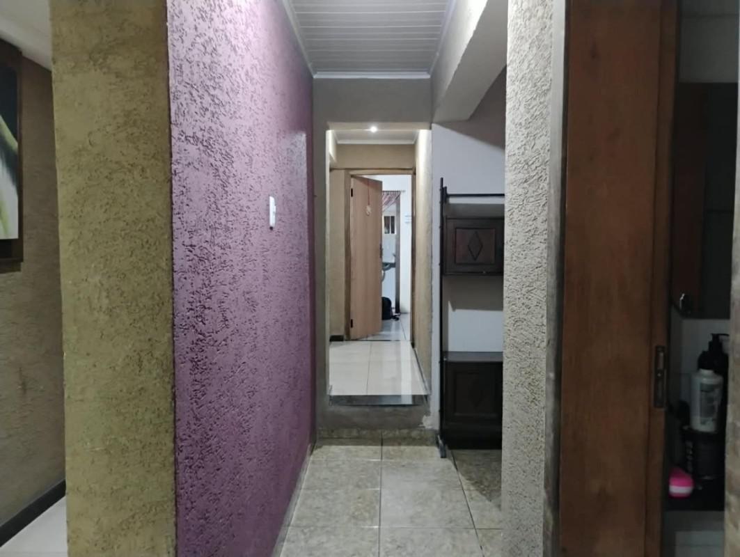 Casa, Vila Clóris, 3 Quartos, 6 Vagas, 1 Suíte
