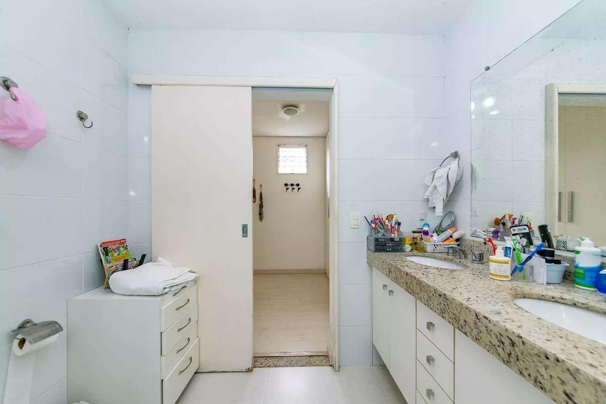 Casa, Gutierrez, 4 Quartos, 3 Vagas, 3 Suítes