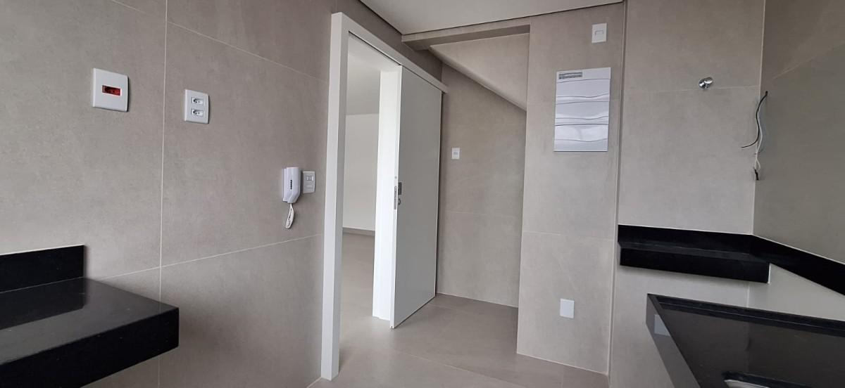 Cobertura, Sagrada Família, 3 Quartos, 2 Vagas, 1 Suíte