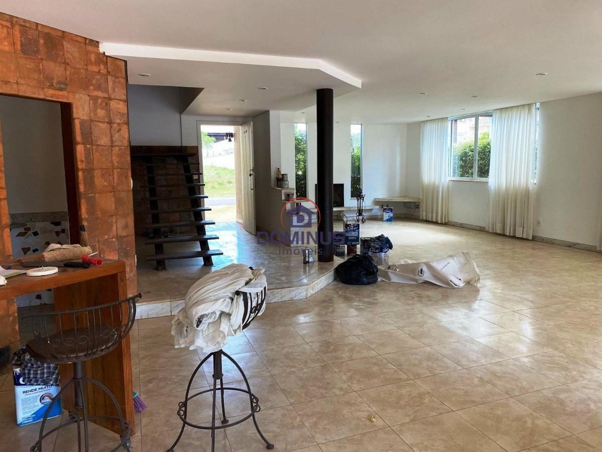 Casa, Alphaville - Lagoa dos Ingleses, 4 Quartos, 4 Vagas, 1 Suíte