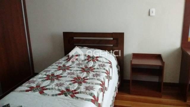 Casa, Camargos, 5 Quartos, 0 Vaga, 3 Suítes