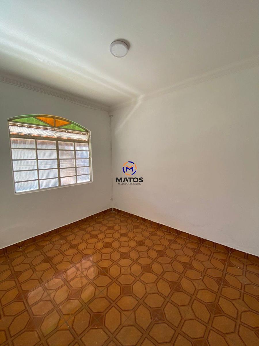 Casa, Conjunto Cristina (são Benedito), 3 Quartos, 4 Vagas