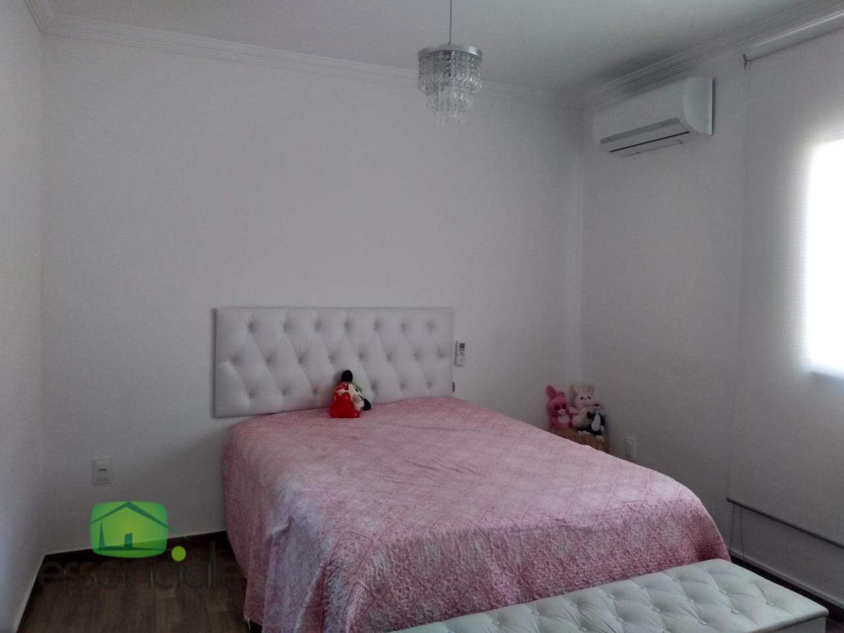 Casa, Tropical, 3 Quartos, 4 Vagas, 2 Suítes