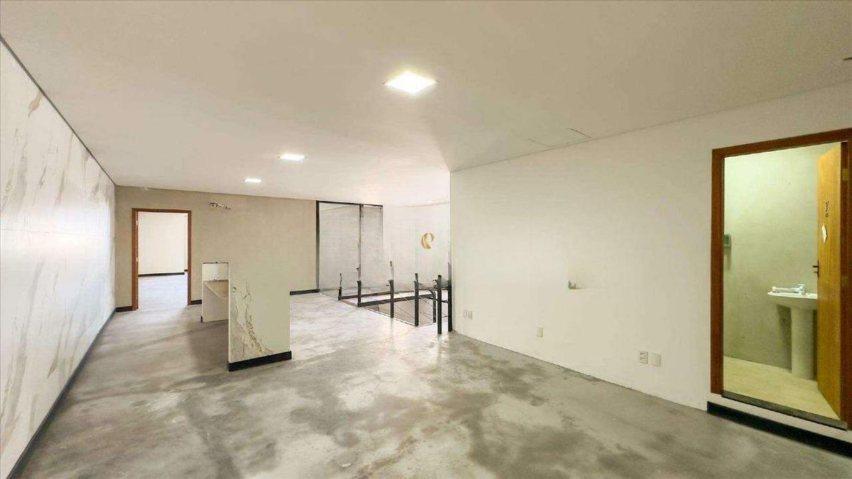 Andar, Estoril, 0 Quarto, 20 Vagas