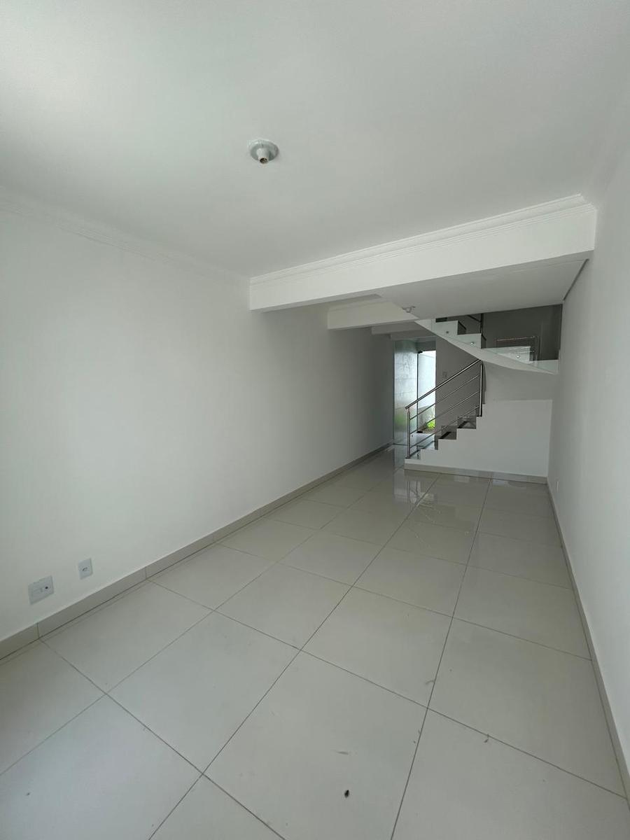 Casa, São João Batista (venda Nova), 2 Quartos, 1 Vaga