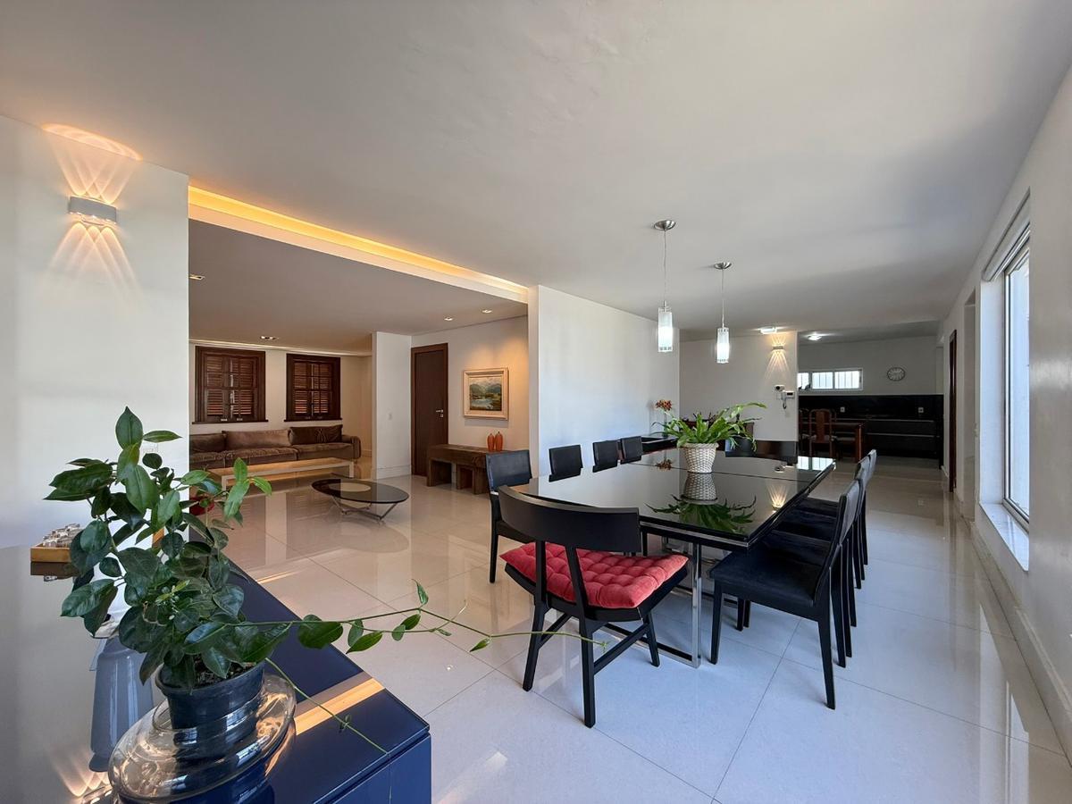 Casa, São Luiz (pampulha), 6 Quartos, 15 Vagas, 4 Suítes