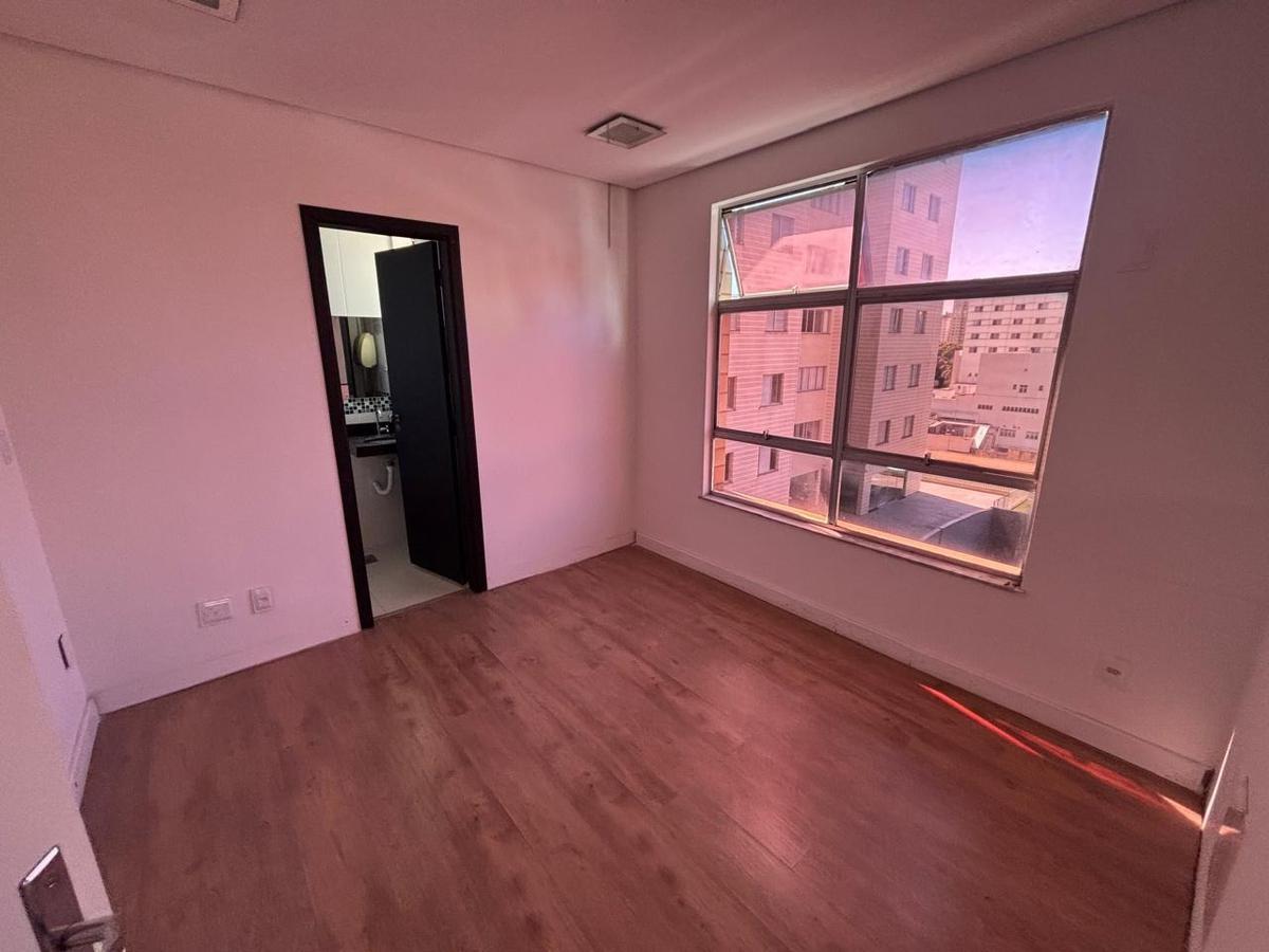 Sala, Santa Efigênia, 0 Quarto, 0 Vaga