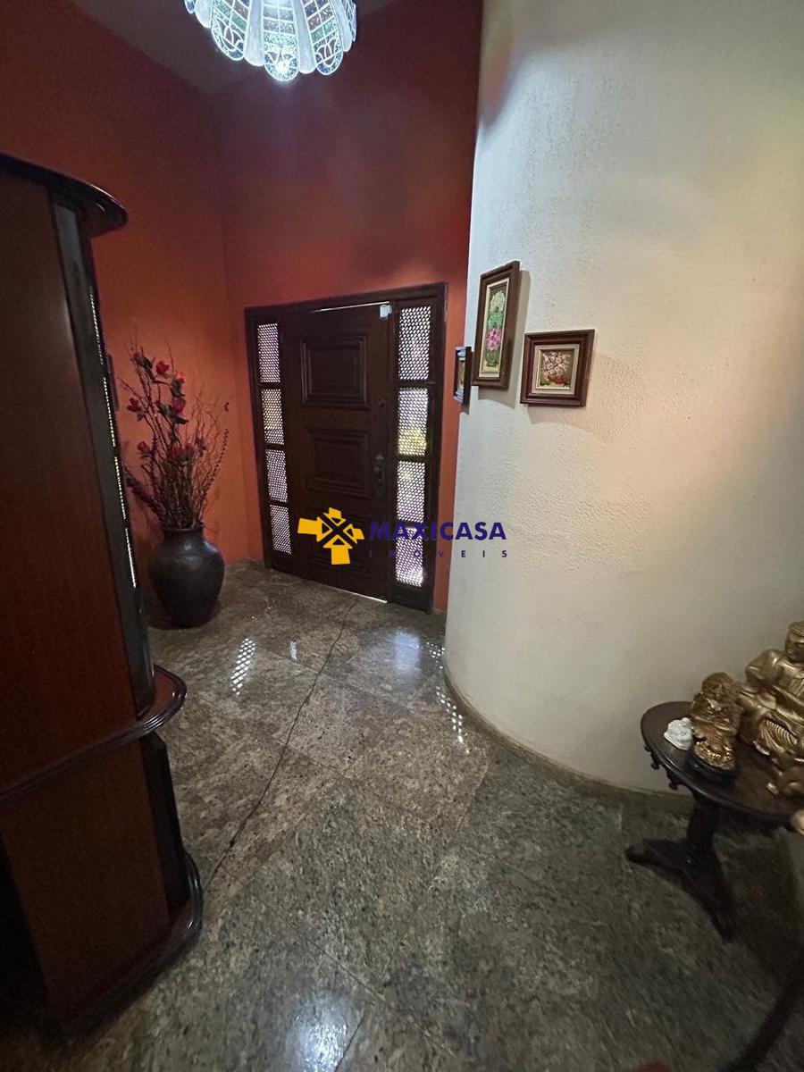 Casa, São José, 5 Quartos, 4 Vagas, 1 Suíte