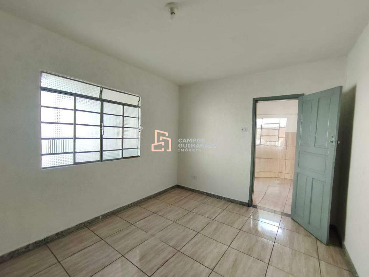 Casa, Industrial, 2 Quartos, 3 Vagas
