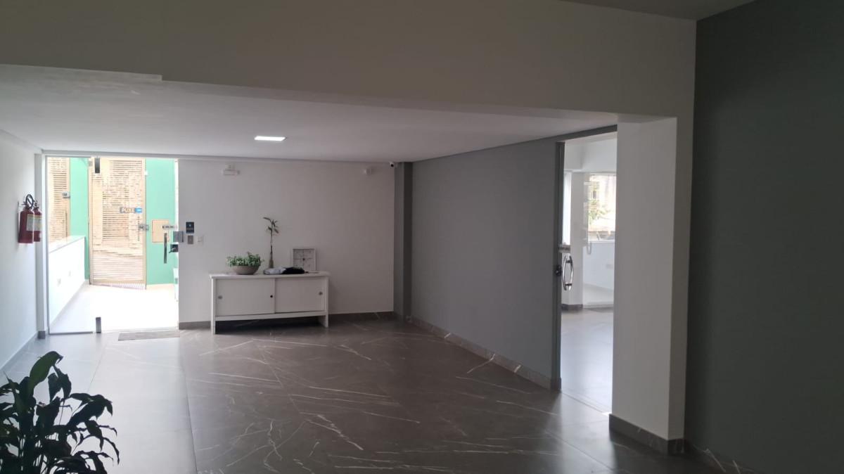 Apartamento, Sagrada Família, 2 Quartos, 2 Vagas, 1 Suíte