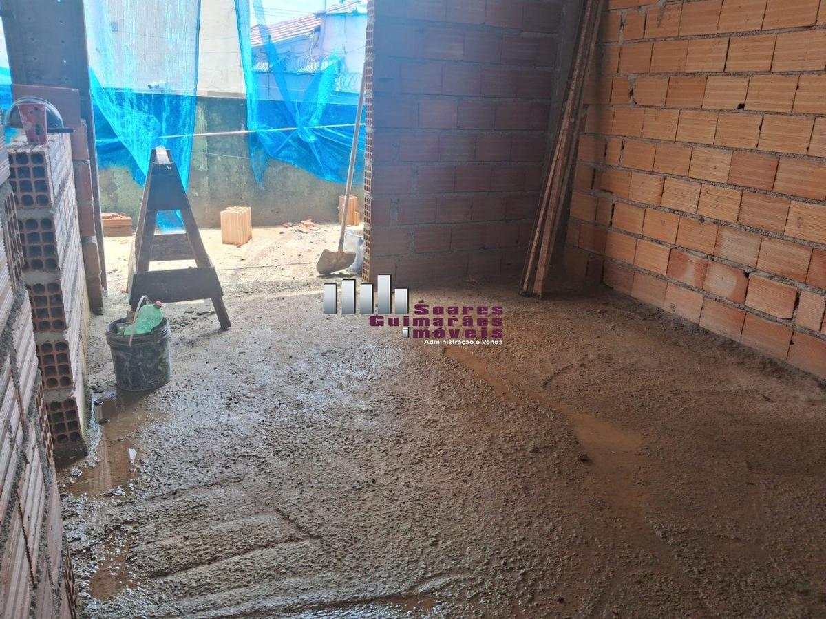 Apartamento, Sagrada Família, 2 Quartos, 1 Vaga, 1 Suíte