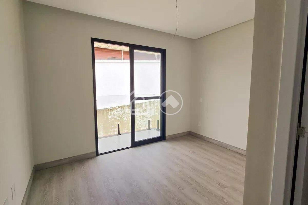 Casa em Condomínio, Ouro Preto, 4 Quartos, 2 Vagas, 1 Suíte